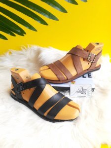 Leather sandal