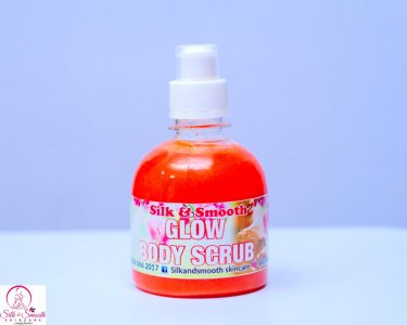 Organic glow scrub