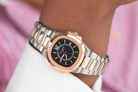 Simple design watch
