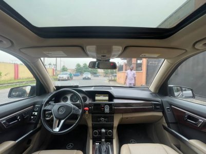 Registered Mercedes-Benz GLK350 2011, pano roof