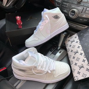 Sexy designer sneaker