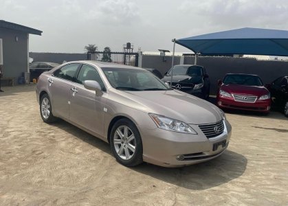 Lexus ES350 2008,  Nigerian used,  thumbstart, navigation screen,
