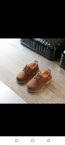 Kids high class suede Brogues