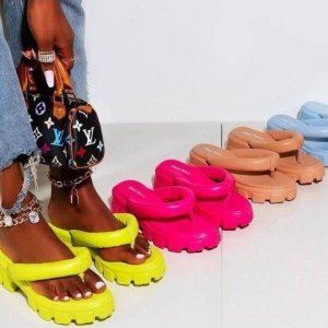Ladies fashionable high heel slippers