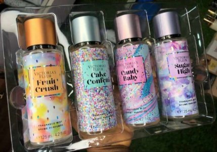 Victoria body mist spray