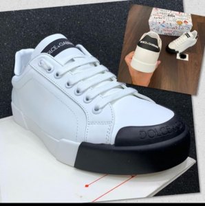 Designer sneaker