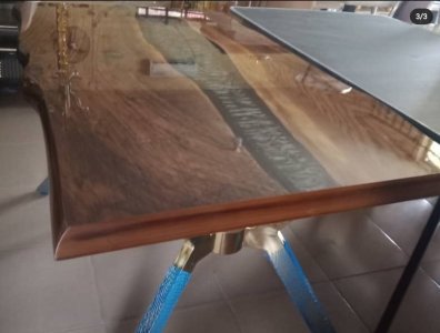 Simple Dinning Table