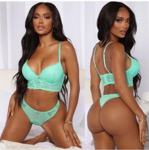 Jade padded bra set