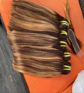 12 inches piano with 14 inches matching closure, 200grms