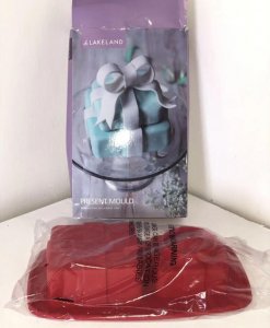 2 tier lakeland silicon cake mould