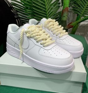 White quality sneakers