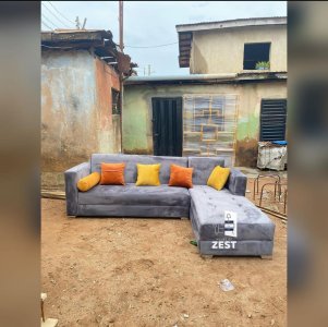 6 seater L shaped sofa + Throwpillows