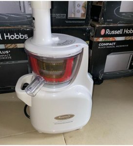 Slow juicer machine