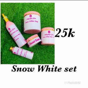Snow White set
