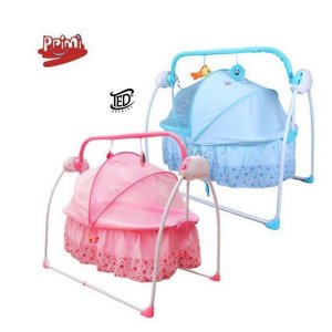 Baby bed with swing