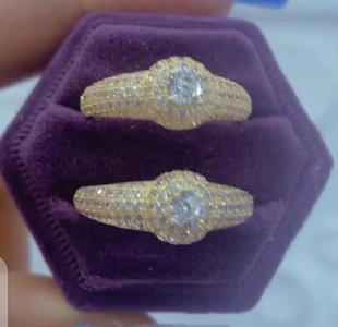 18karat Gold engagement Ring