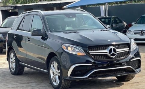 Mercedes Benz