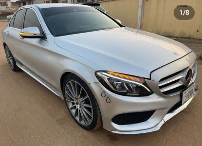 Mercedes Benz C300