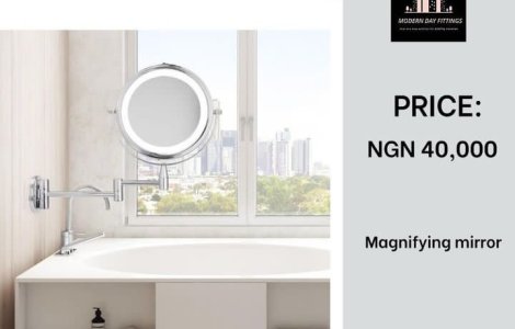Magnifying mirror