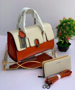 Leather Women Classical High Fashion Roomy Handbags