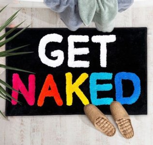 Get naked bath mat